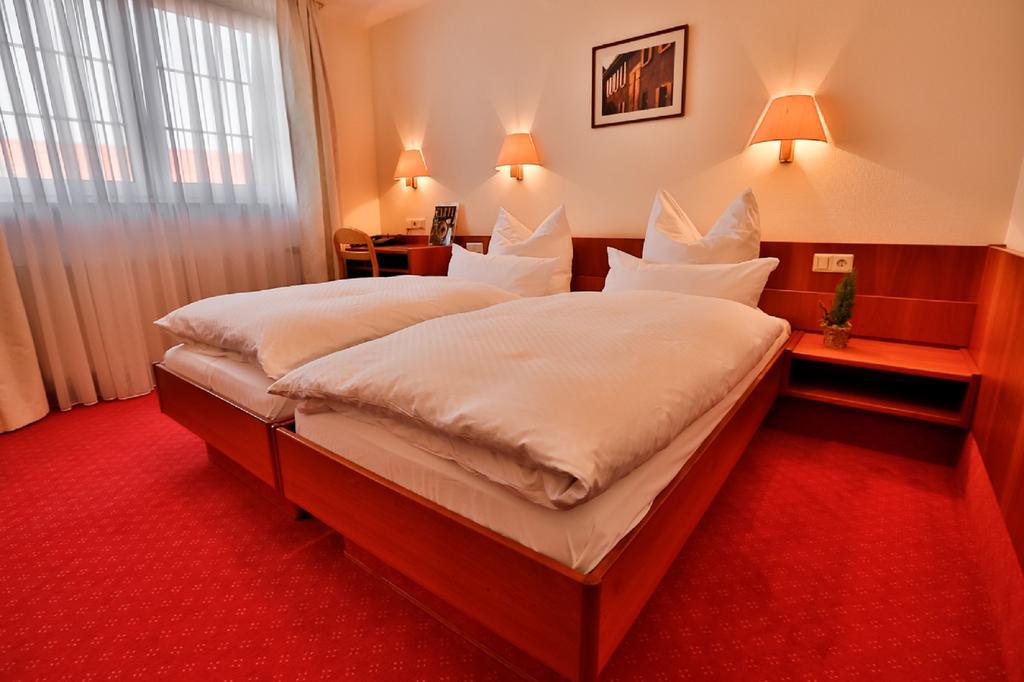 Mayers Waldhorn - zwischen Reutlingen und Tübingen Kusterdingen Zimmer foto